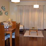 Golden View By Homie Apartment *