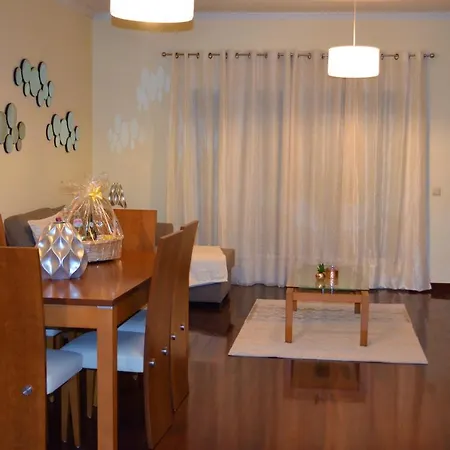 Golden View By Homie Apartment *