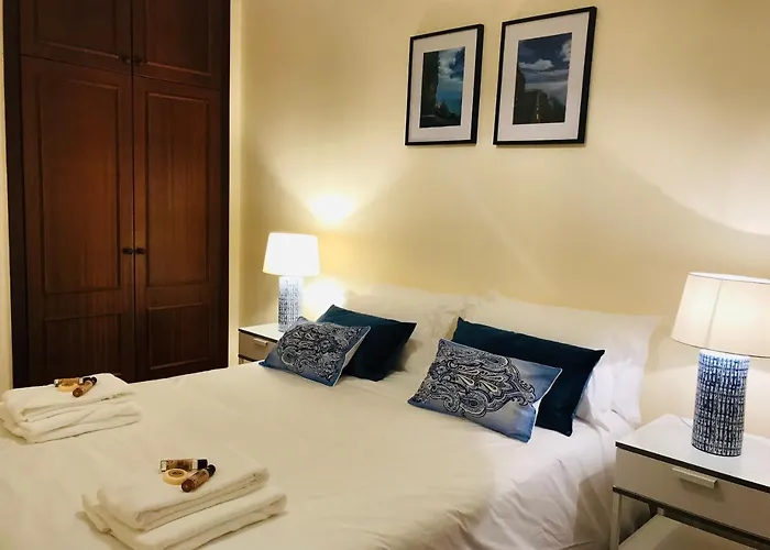 Golden View By Homie * Φουνκάλ