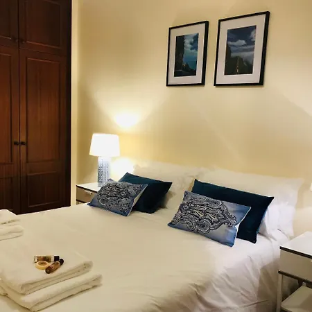 Golden View By Homie * Funchal (Madeira)